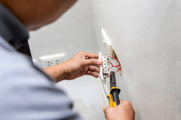 Best Affordable Emergency Electrician  in Southwest Ranches, FL
